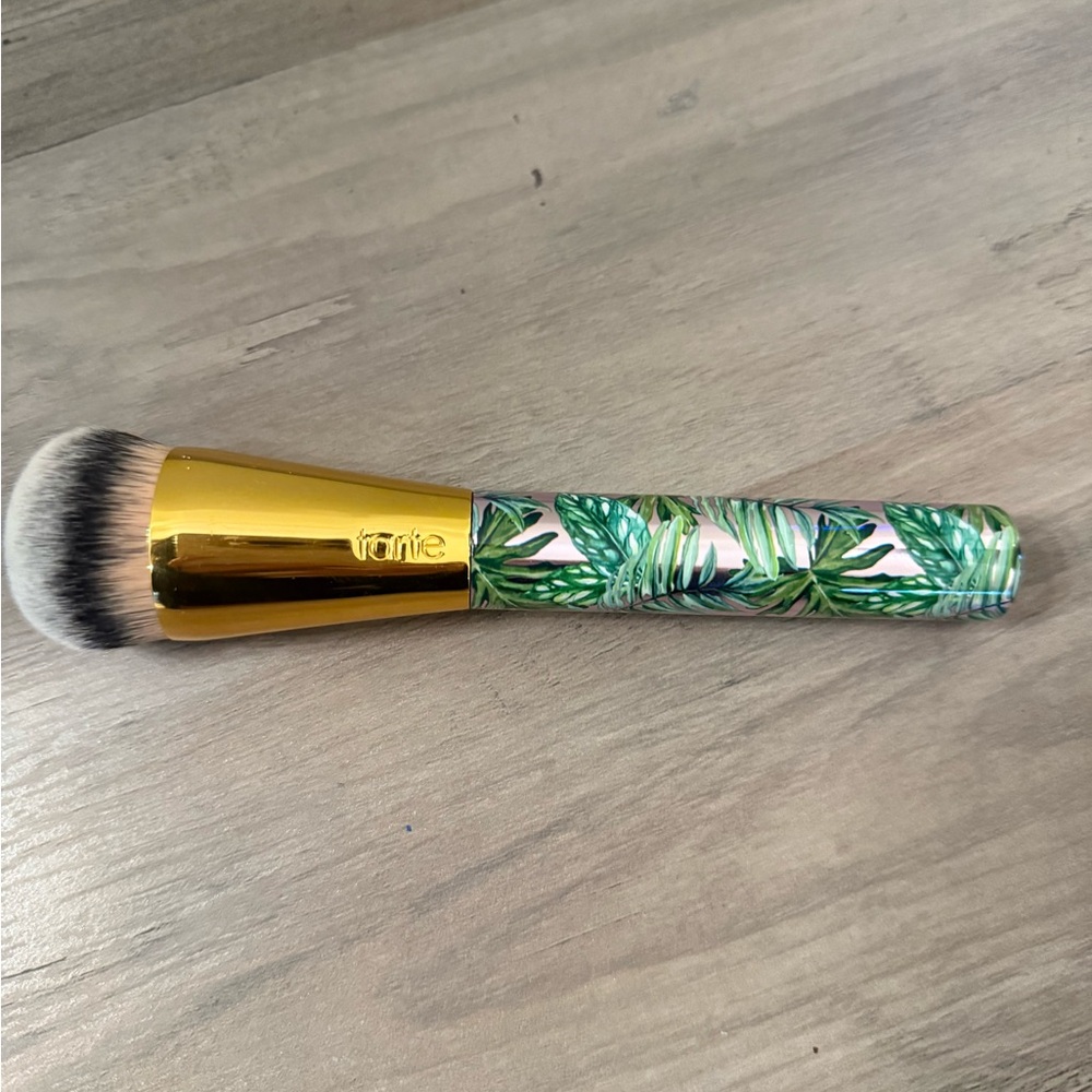Tarte Gold and Green Makeup Brush with Palm Leaf Design-new, never used